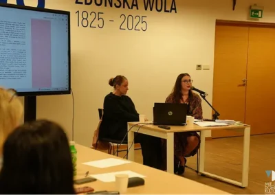 Katica przemawia na warsztatach